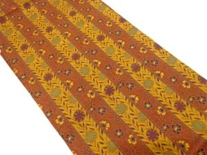 縞に草花模様織り出し　名古屋帯